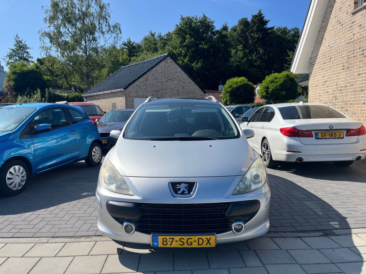 Peugeot 307 SW 2.0-16v Automaat Panodak Airco