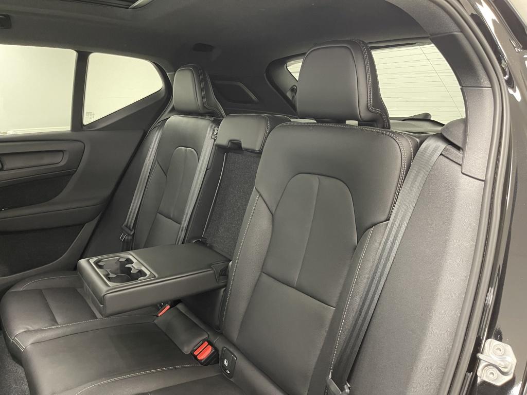 Volvo XC40 1.5 t5 recharge r-design | 360 camera | panoramadak | pilot ass.