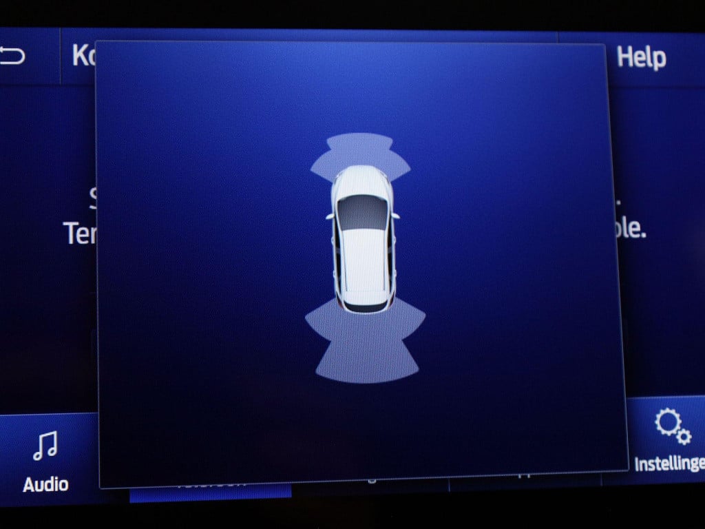 Ford Focus wagon 1.0 ecoboost hybrid connected | navigatie | cruise control