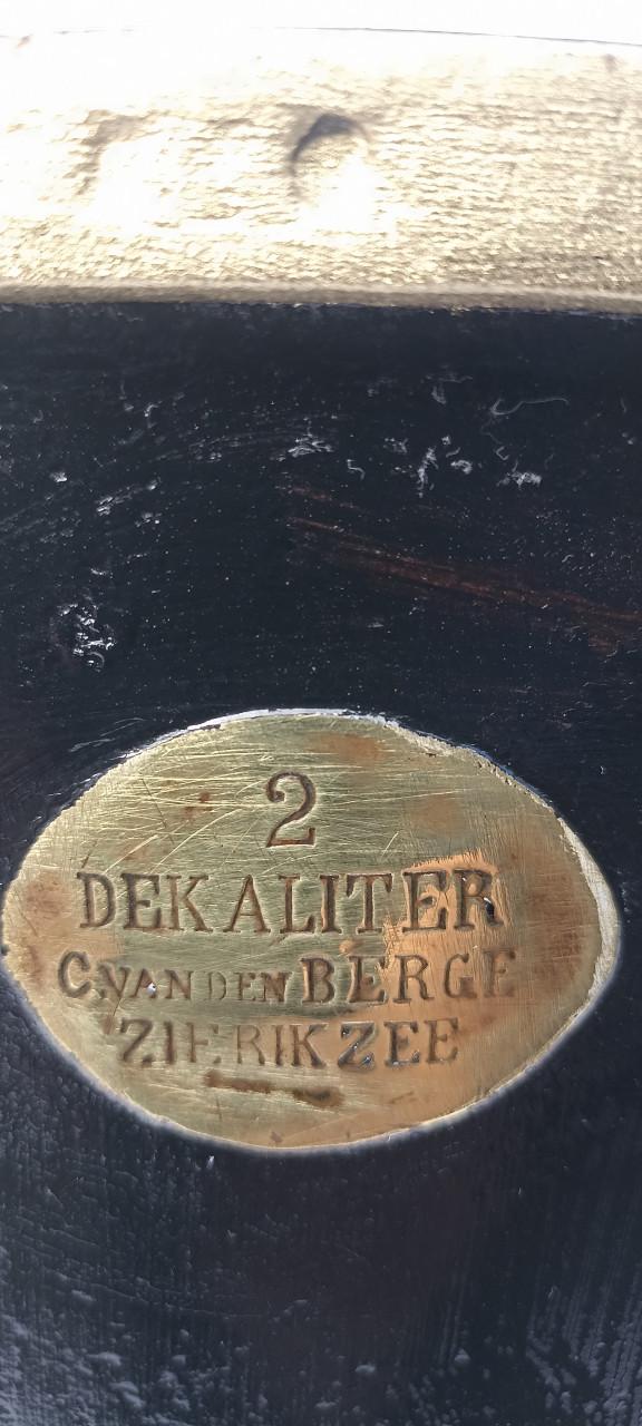 Antieke 2 dekaliter maat