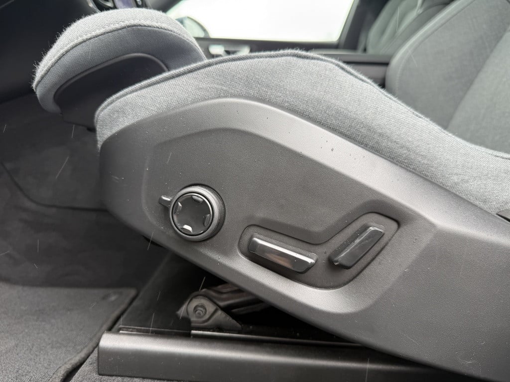 Volvo XC60 t8 455pk recharge inscription| full options !!