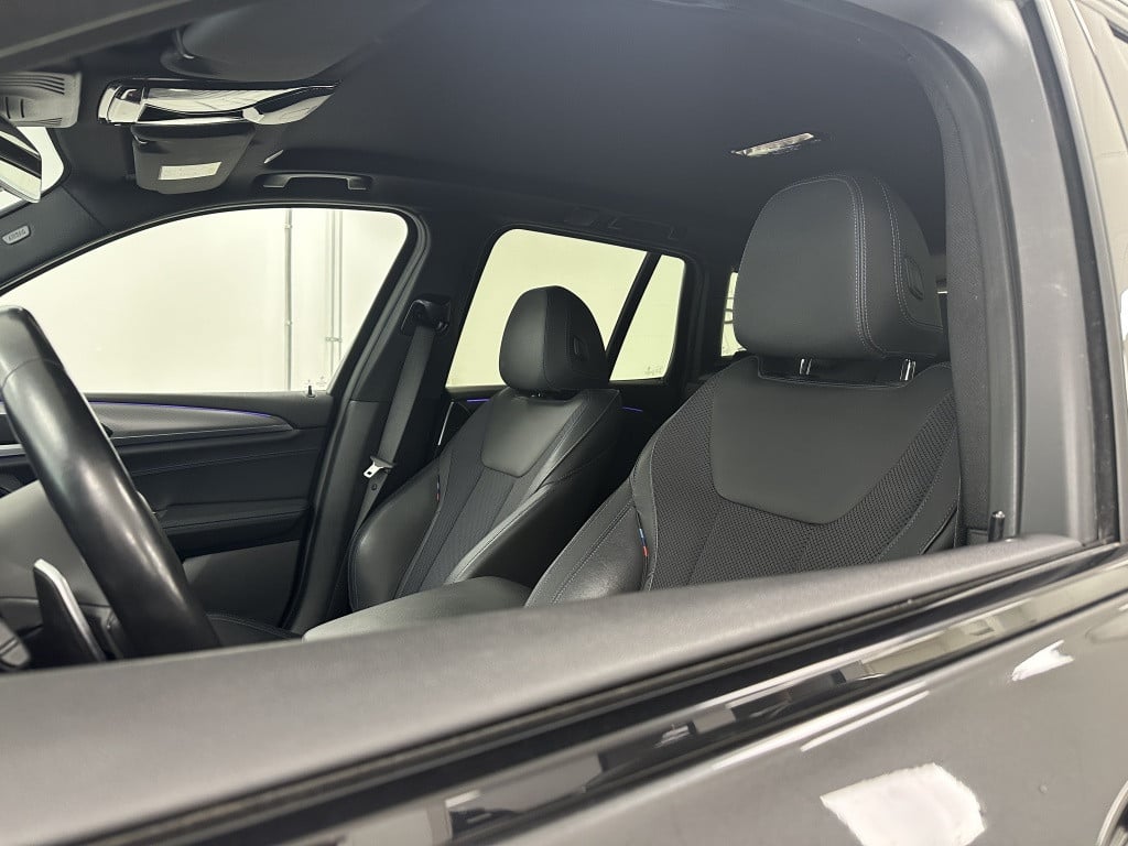 BMW X3 xdrive30e m-sport | adaptief cruise | trekhaak | head-up-display