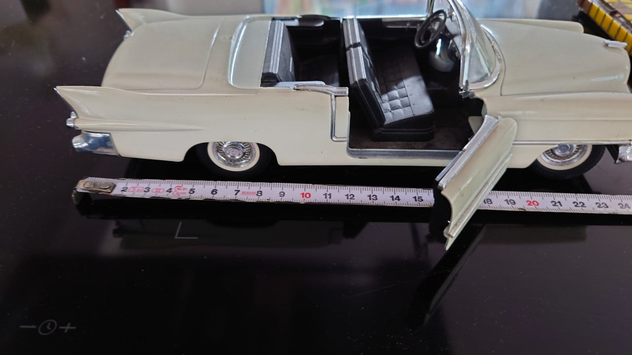 Solidi 1:21,5 Cadillac Eldorado 1955