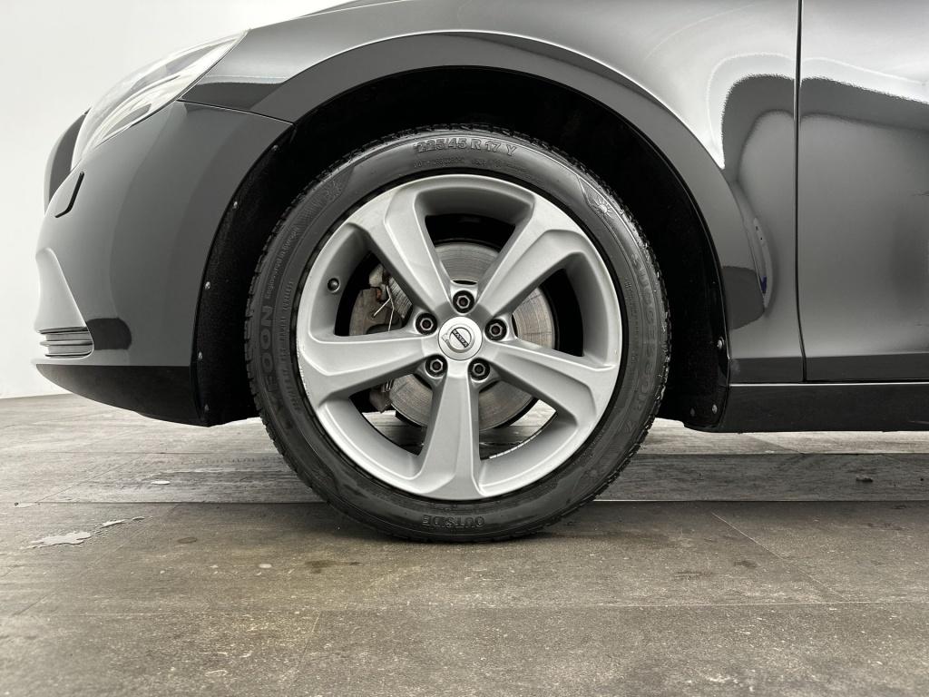 Volvo V40 t3 153pk nordic+ standkachel| navi| cruise| climate| oncall| 17''