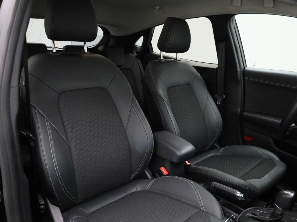 Ford Puma 1.0 ecoboost hybrid titanium | automaat | lmv | trekhaak | naviga