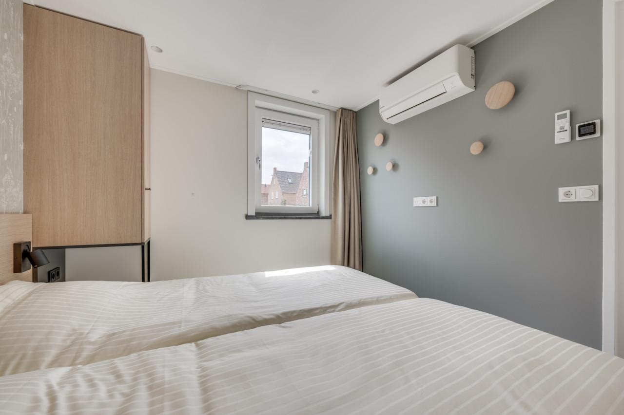 Prachtig gemeubileerde huurwoning. Tijdelijk zonder inschrijving.