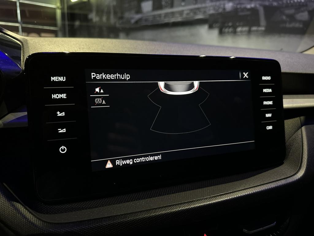Skoda Fabia 1.0 tsi ambition *led*navi*appconnect*
