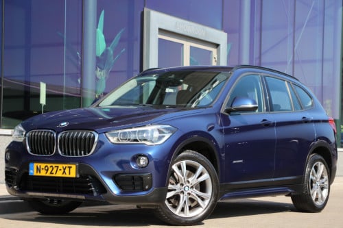 BMW X1 xdrive25i centennial high executive | leder | navi | cruise