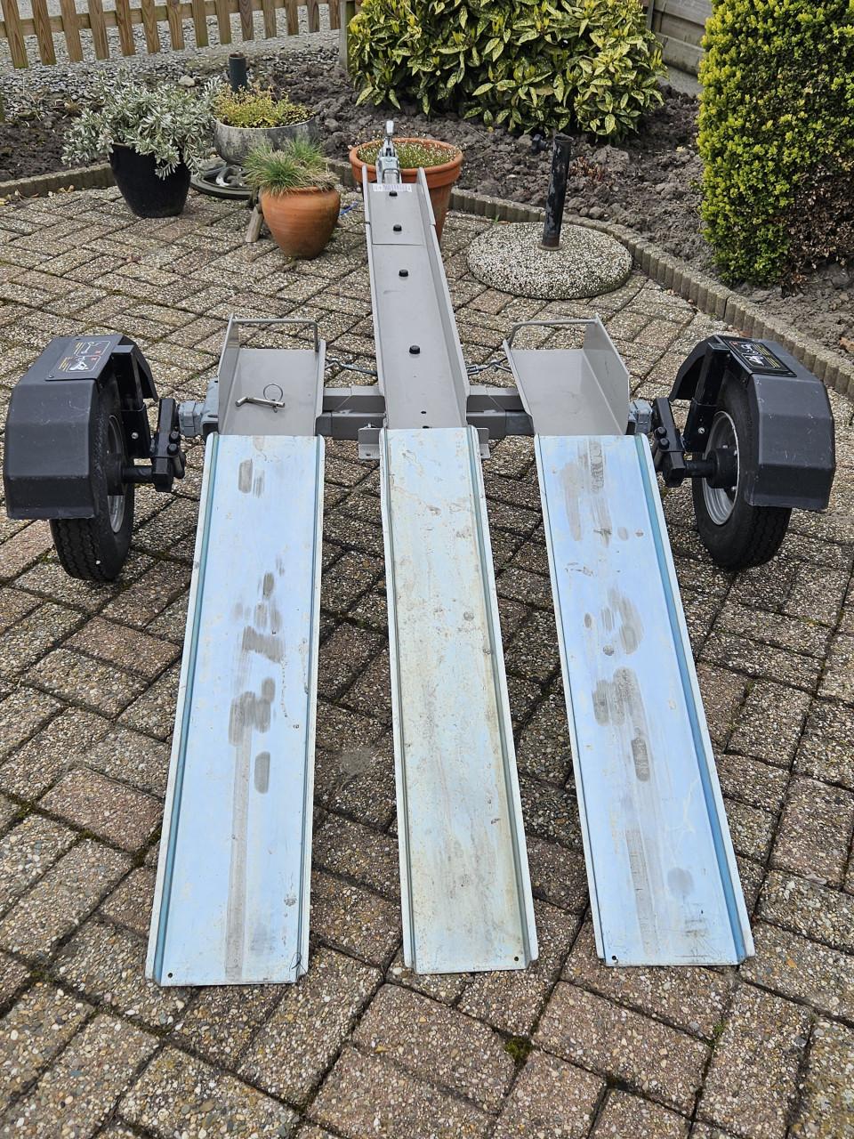 Elektrische scootmobiel en eventueel auto aanhanger