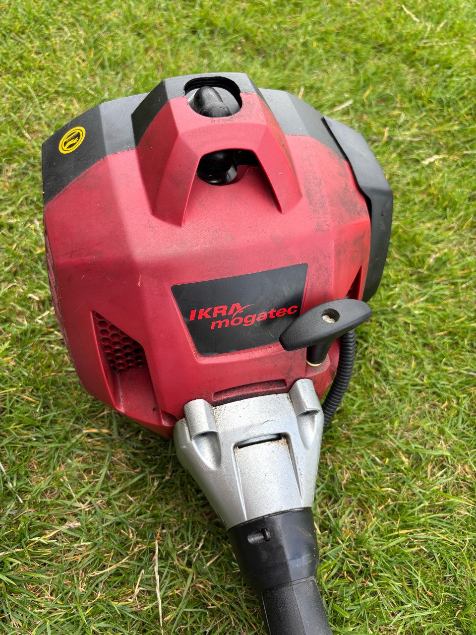 Motor bosmaaier