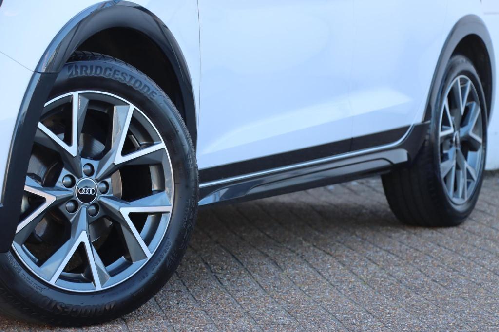Audi A1 citycarver 25 tfsi epic 95pk