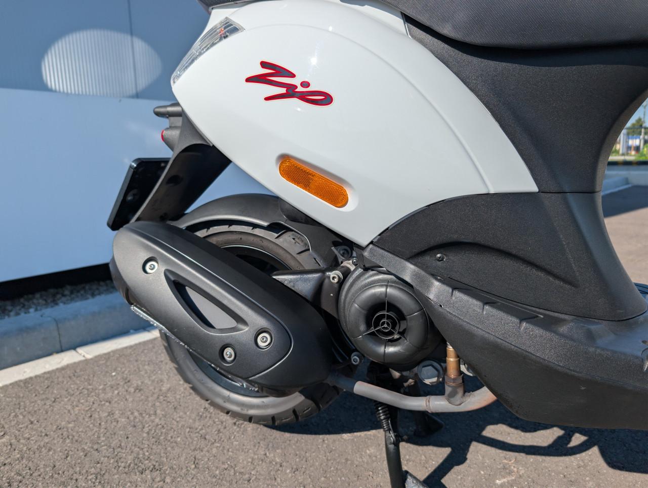 Piaggio Zip 4T *nieuwstaat