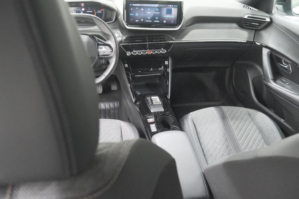 Peugeot E-2008 ev allure avantage 54 kwh | 97,3% soh | 11 kw lader | apple 