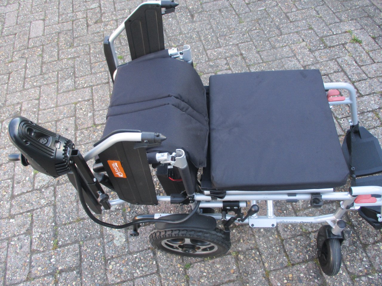 Zgan Excel Qnect opvouwbare elektrische rolstoel + nieuwe accu,s en oplader