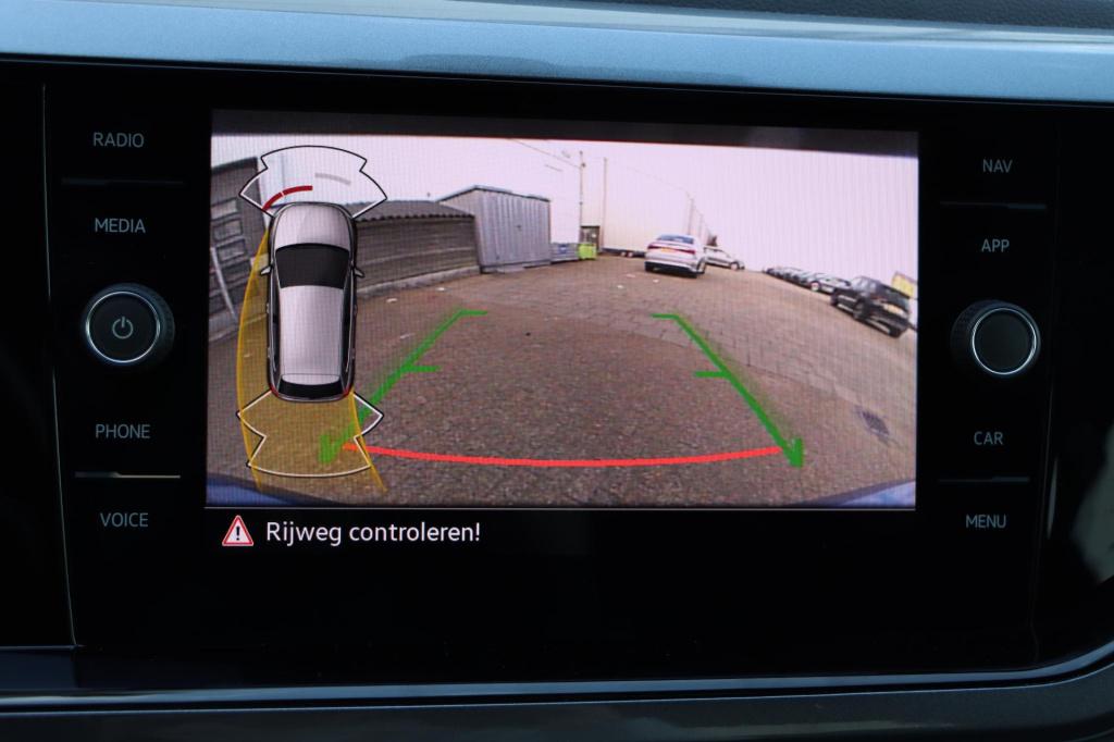 Volkswagen Polo 1.0 tsi highline business r 95pk | camera | carplay