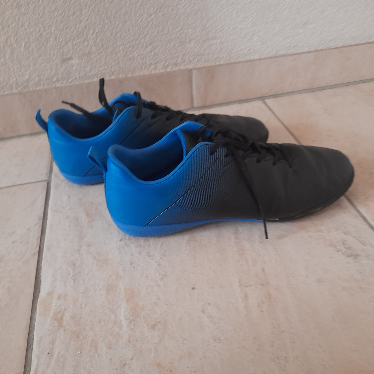 Gymschoenen maat 40 ( in goede staat )