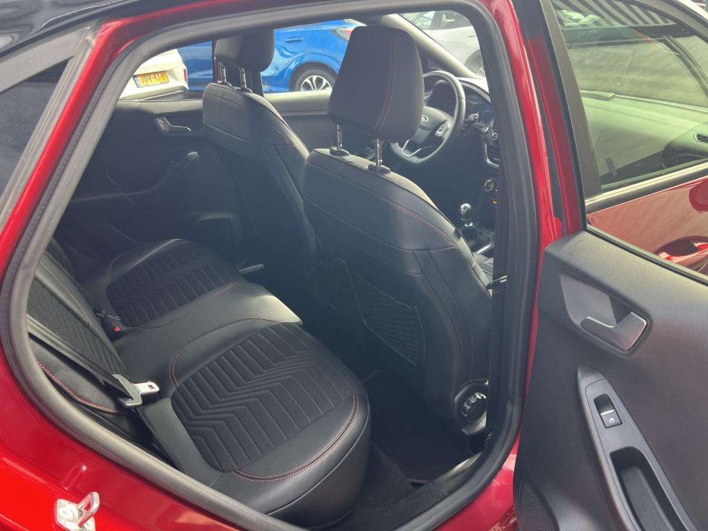 Ford Puma 1.0i ecoboost hybrid 155pk st-line x