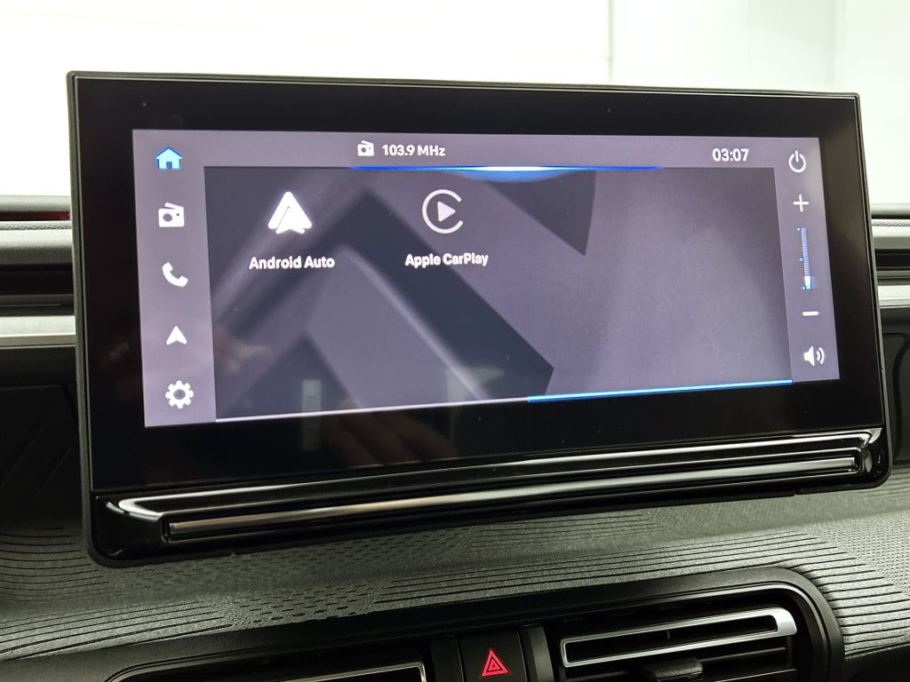Citroen C3 turbo 100pk max | rijklaar | achteruitrijcamera | comfort seats 