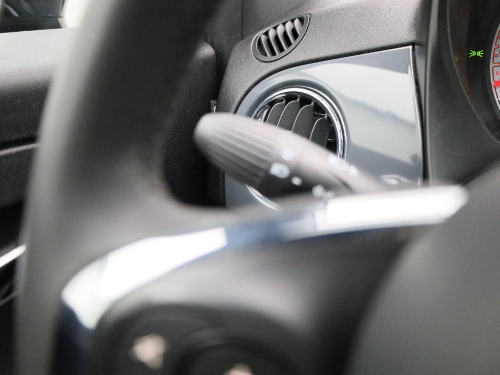 Fiat 500 1.0 hybrid dolcevita | panoramadak | lederen stoelen | airco | cru