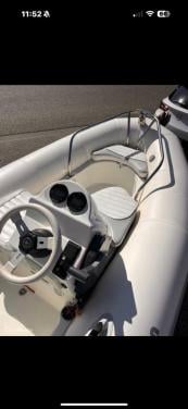 Zodiac met stuurconsole en 40 pk 4-takt yamaha buitenboordmotor