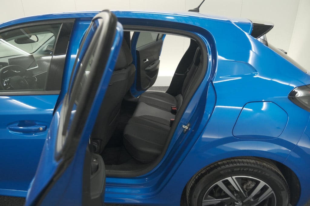 Peugeot 208 puretech 100 allure | adaptieve cruise control | camera | apple