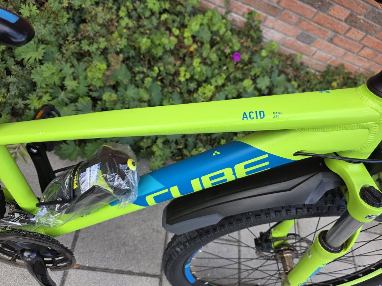 CUBE | ACID 260 | 26 INCH | FRAME 34 CM | NETTE STAAT!!