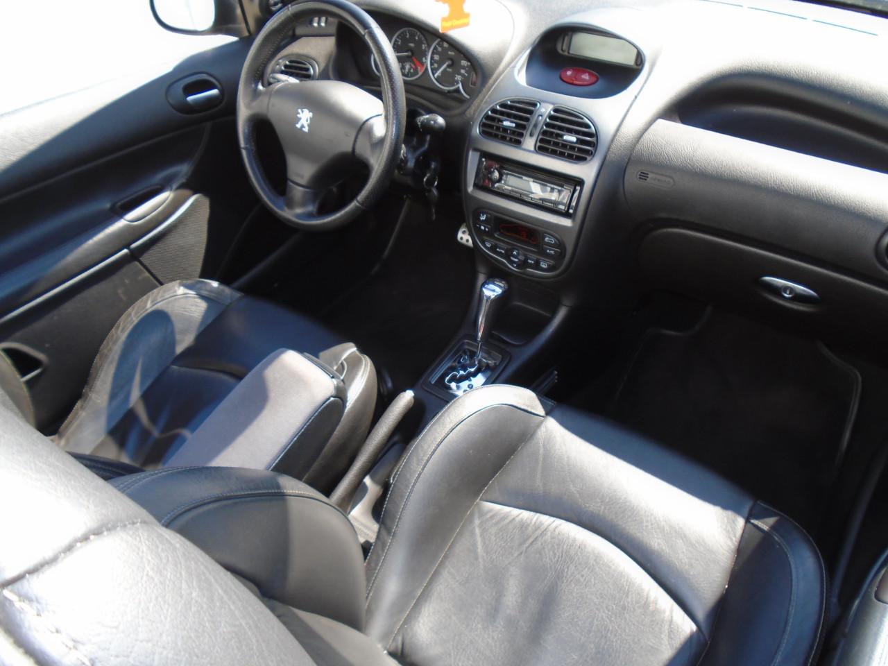 Peugeot 206 CC  LEER/ AIRCO/ AUTOMAAT