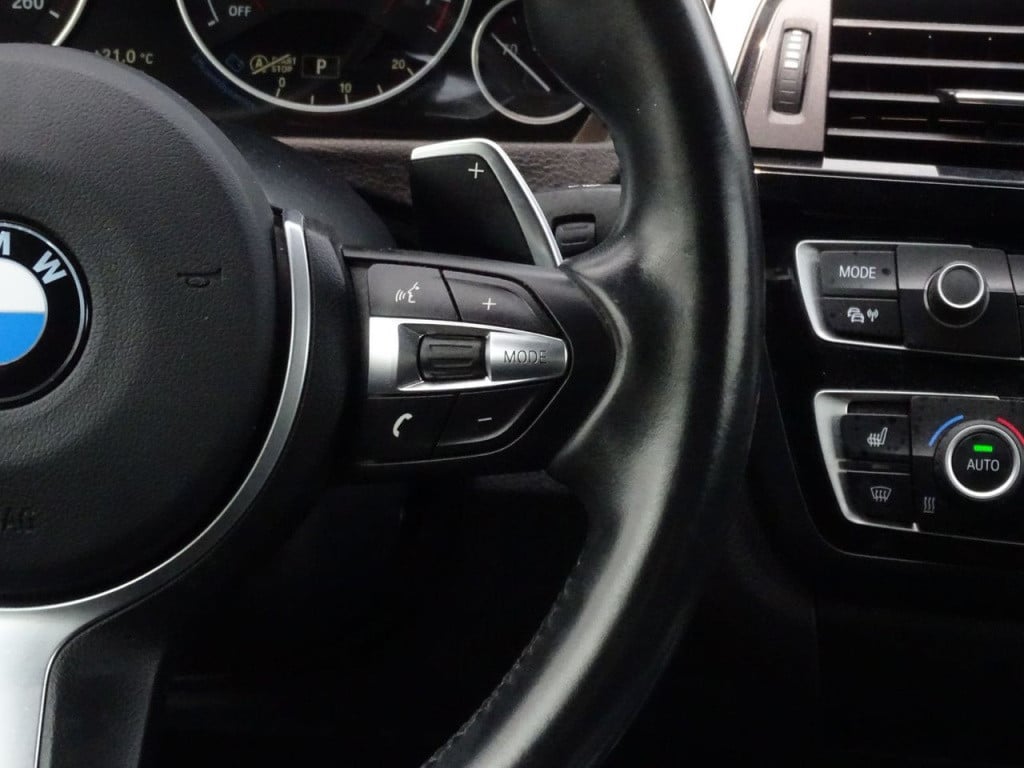 BMW 4 Serie coupé 428i high executive