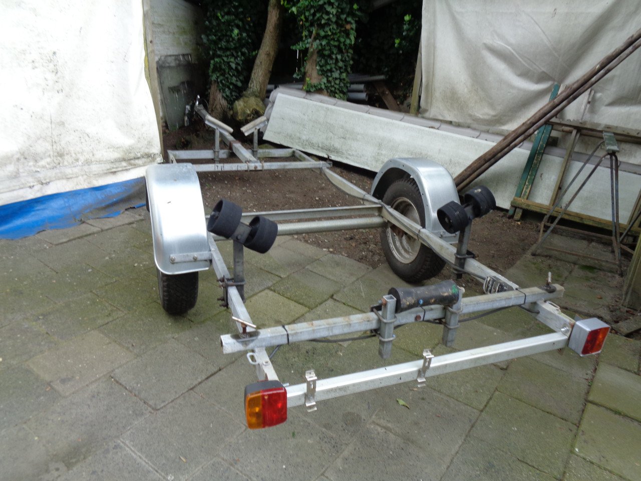 Gegalvaniseerde boottrailer 5m.