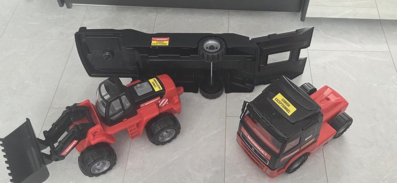 Mammoet Volvo Truck en Shovel 1:16 - 75-80 cm