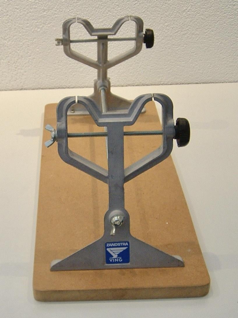 Te koop Zandstra Noren Slijpsteen standaard met bbh. slijpsteen