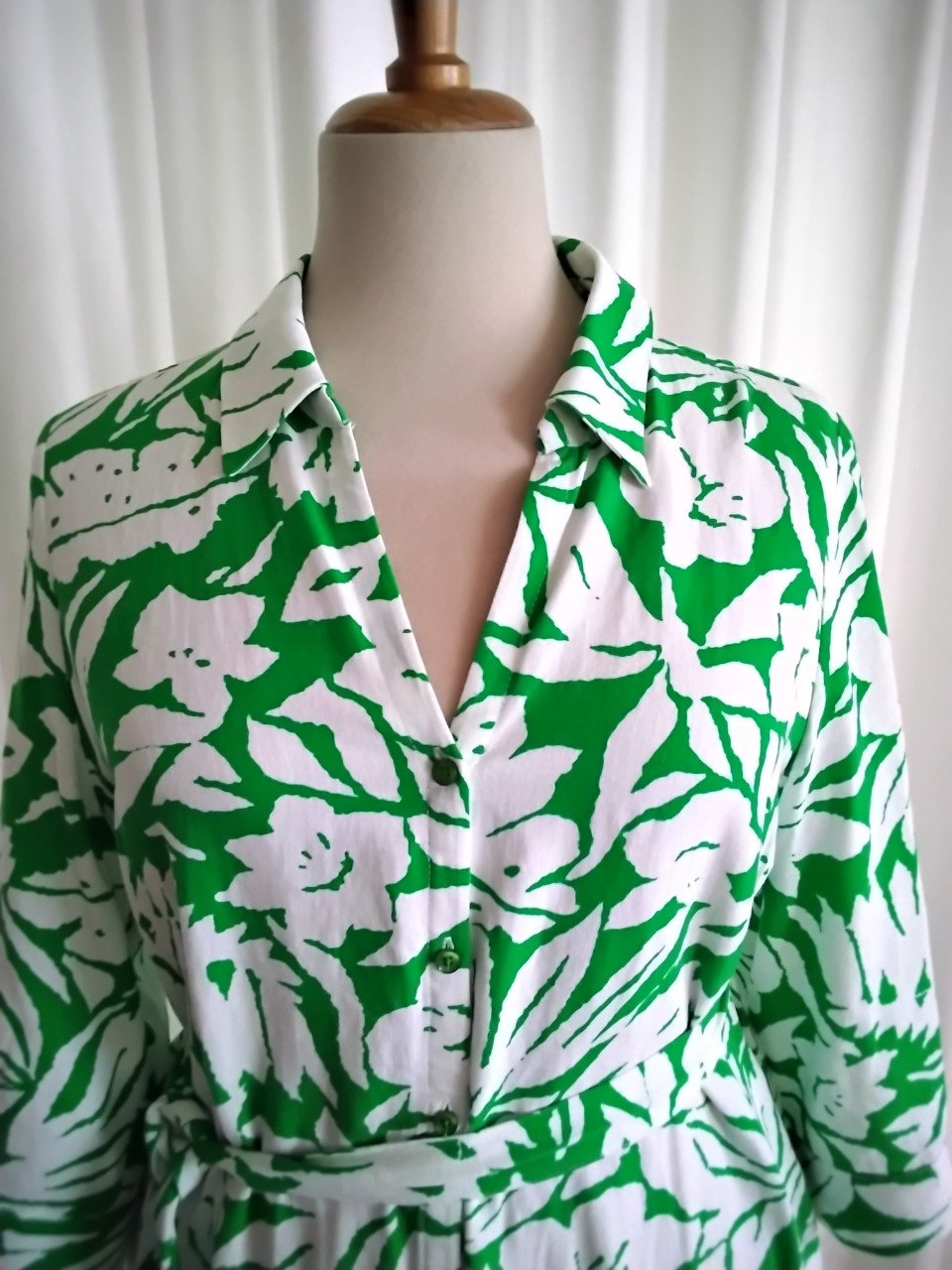 Groen/ witte jurk merk Kyra