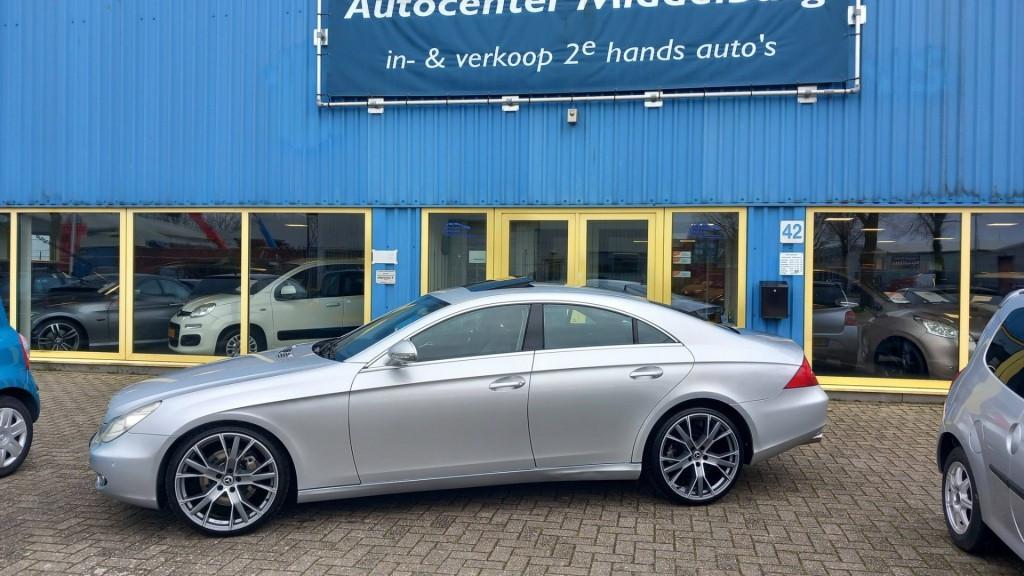Mercedes 350 CLS automaat bj:2005 airco-leer-20 inch apk 2027 i.z.g.st