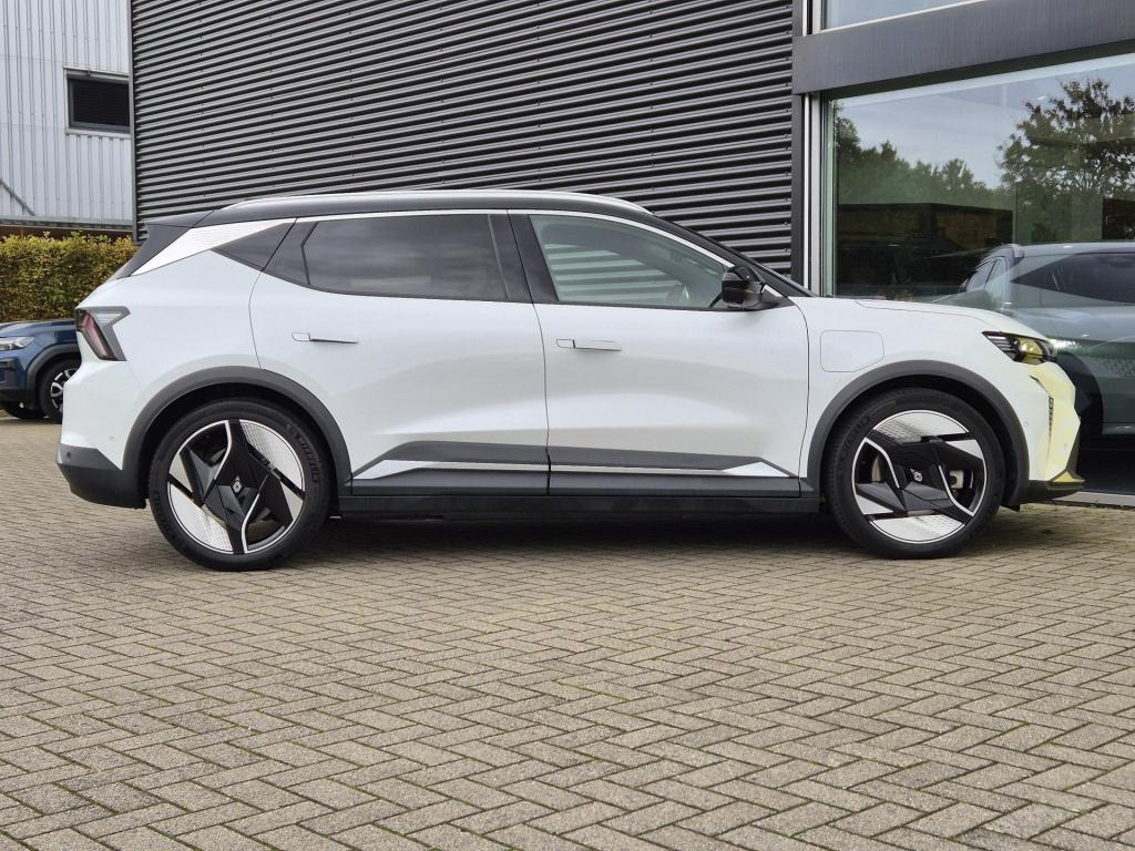 Renault Scenic e-tech ev87 long range iconic solarbay dak, harman kardon au