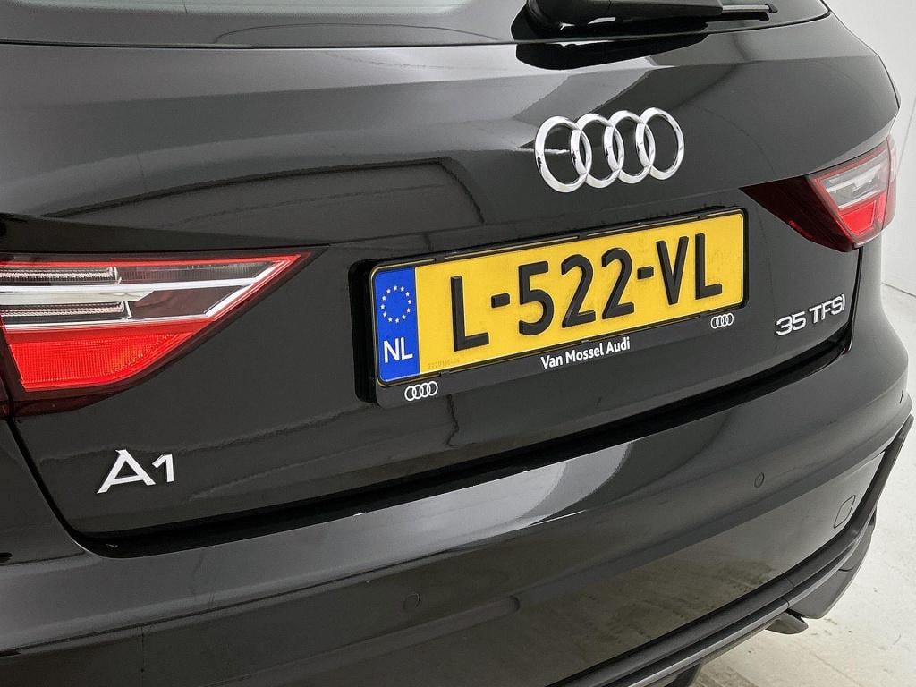 Audi A1 Sportback 35 tfsi pro line s | automaat | parkeer sensoren | climat