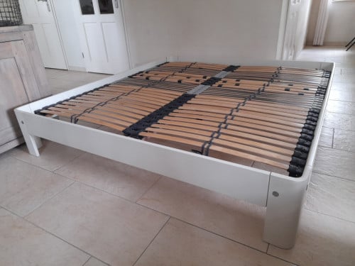 Auping bed  180 x 200 ( in goede staat )