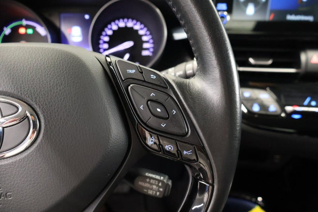Toyota C-hr 1.8 hybrid dynamic | trekhaak