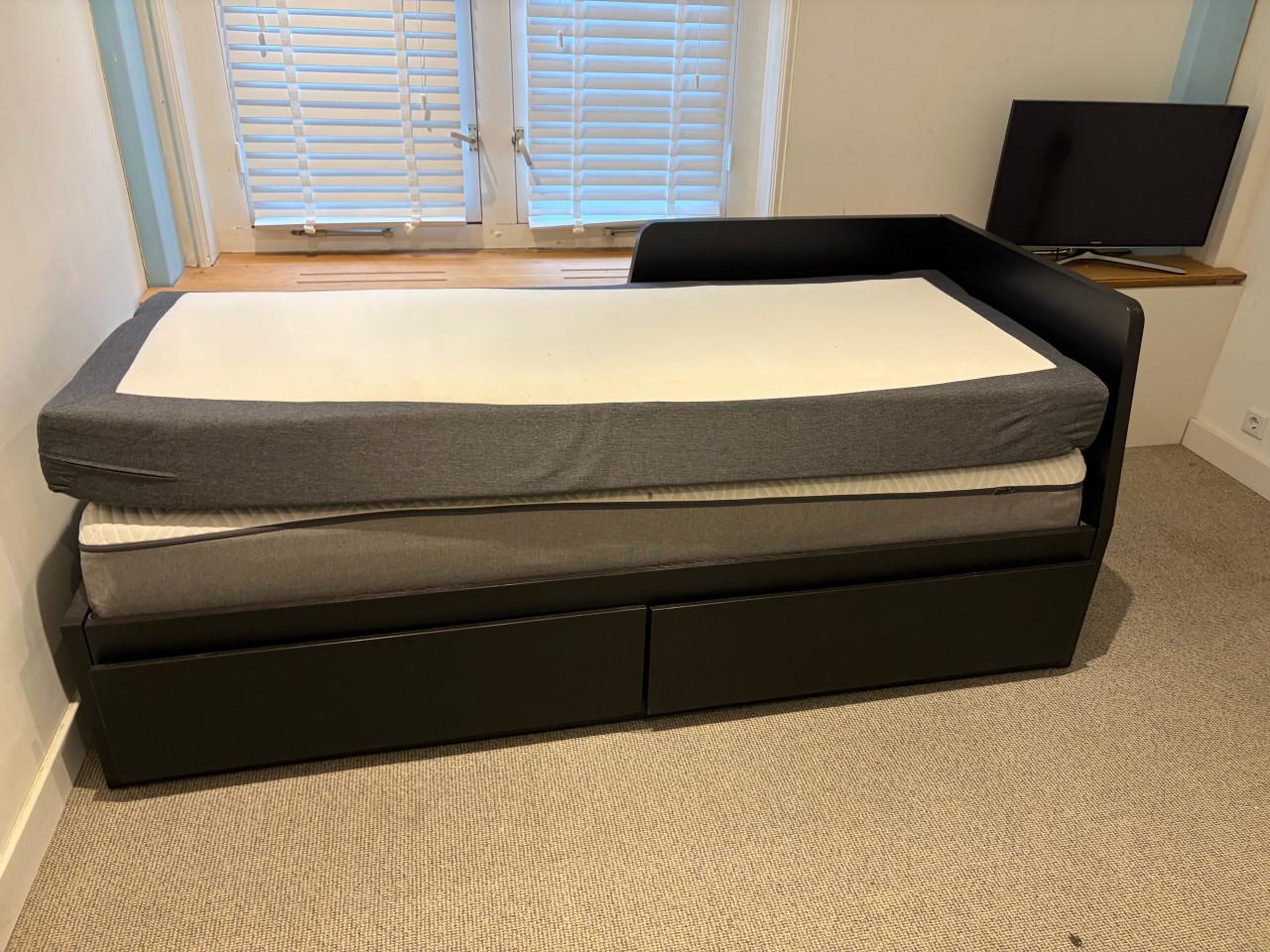Uitschuifbed 80x200 naar 160x20 met opberglades
