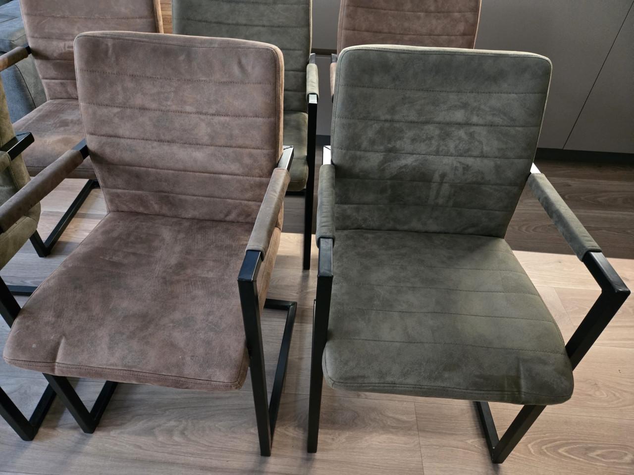 6 eetkamer stoelen