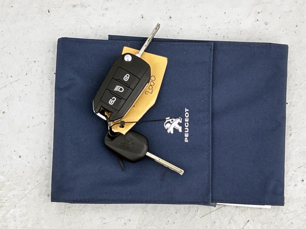 Peugeot 2008 130 pk active pack | rijklaar | camera achter | apple carplay 