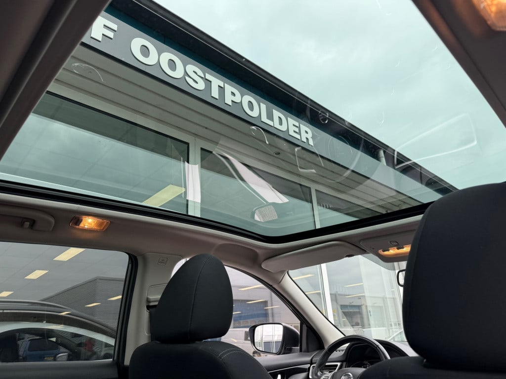 Nissan Qashqai 1.2 connect edition