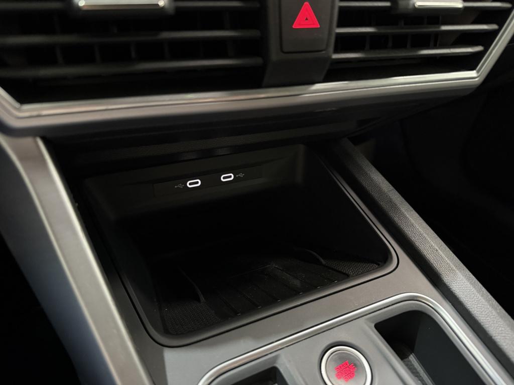 Seat Leon sportstourer 1.0 etsi 110pk dsg fr | leder | trekhaak | beats aud