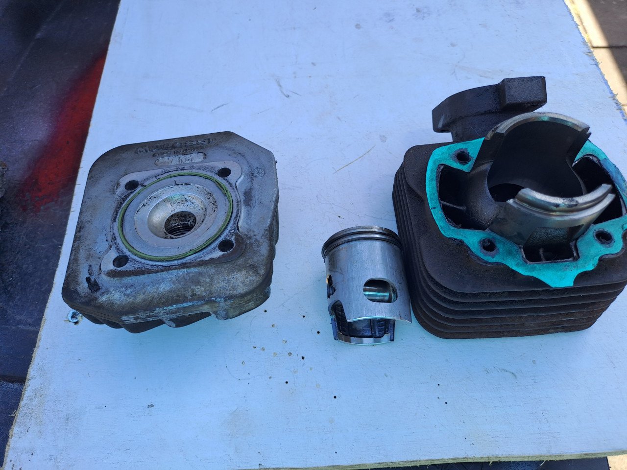 Te koop opvoer set 50 cc malossi peugeot vivacity