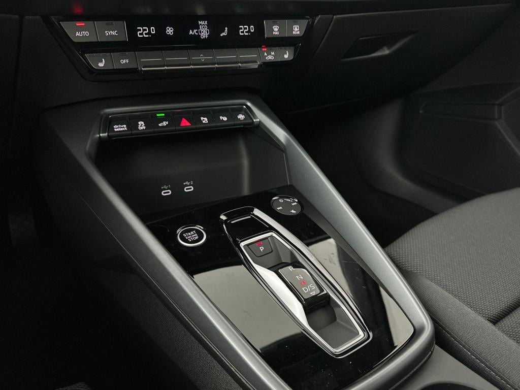Audi A3 sportback advanced edition 40 tfsi e 150 kw / 204 pk sportba