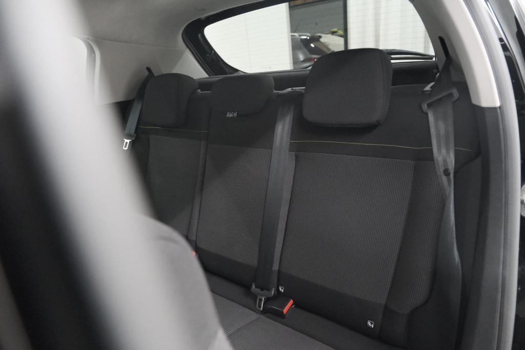 Citroen C3 puretech 110 eat6 max | apple carplay | parkeersensoren | 16 inc