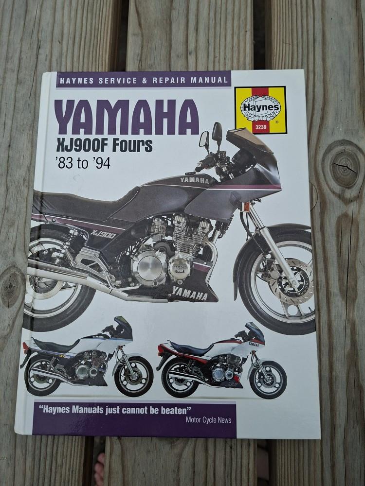 Yamaha XJ900F
