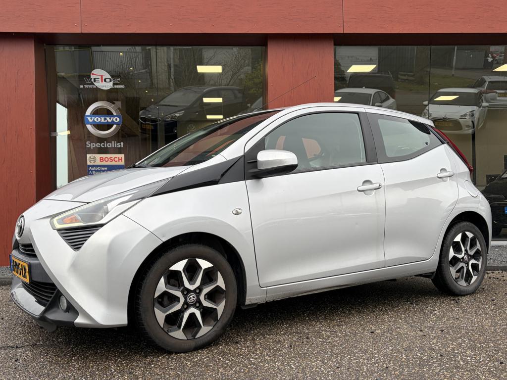 Toyota Aygo 1.0 vvt-i x-play