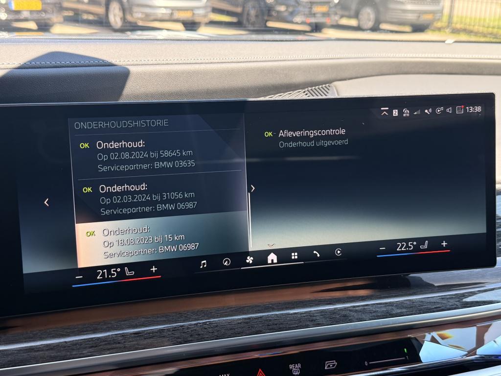 BMW 7 Serie 750e xdrive | bowers & wilkins | 360 | skylounge | leder | trek