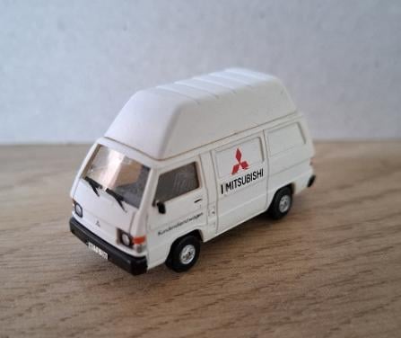 Rietze Mitsubishi L300 1:87 Zonder Doosje