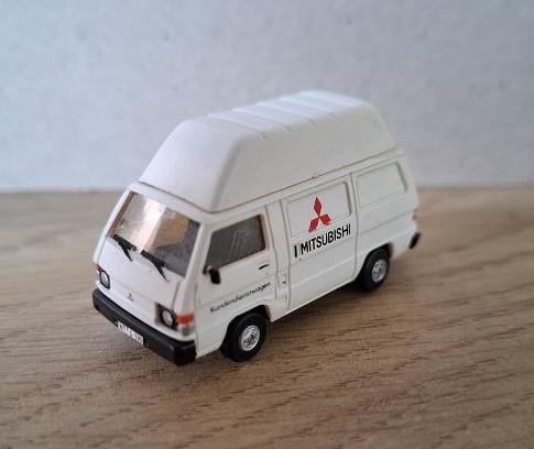 Rietze Mitsubishi L300 1:87 Zonder Doosje